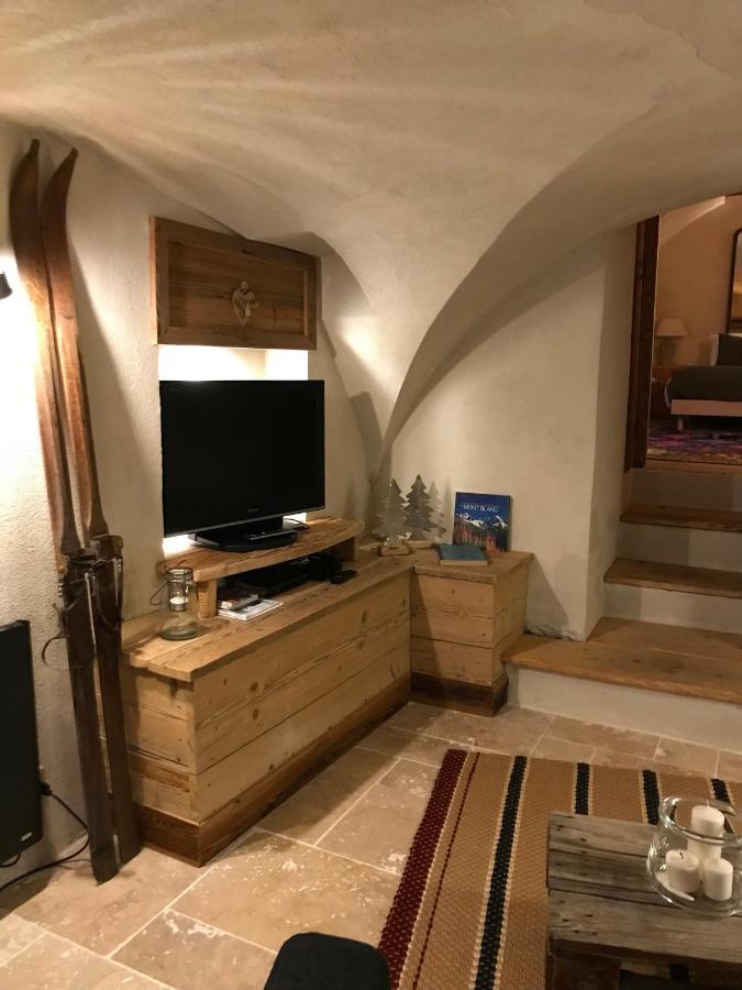 La Suite Lou Le Noyer  Exterior photo